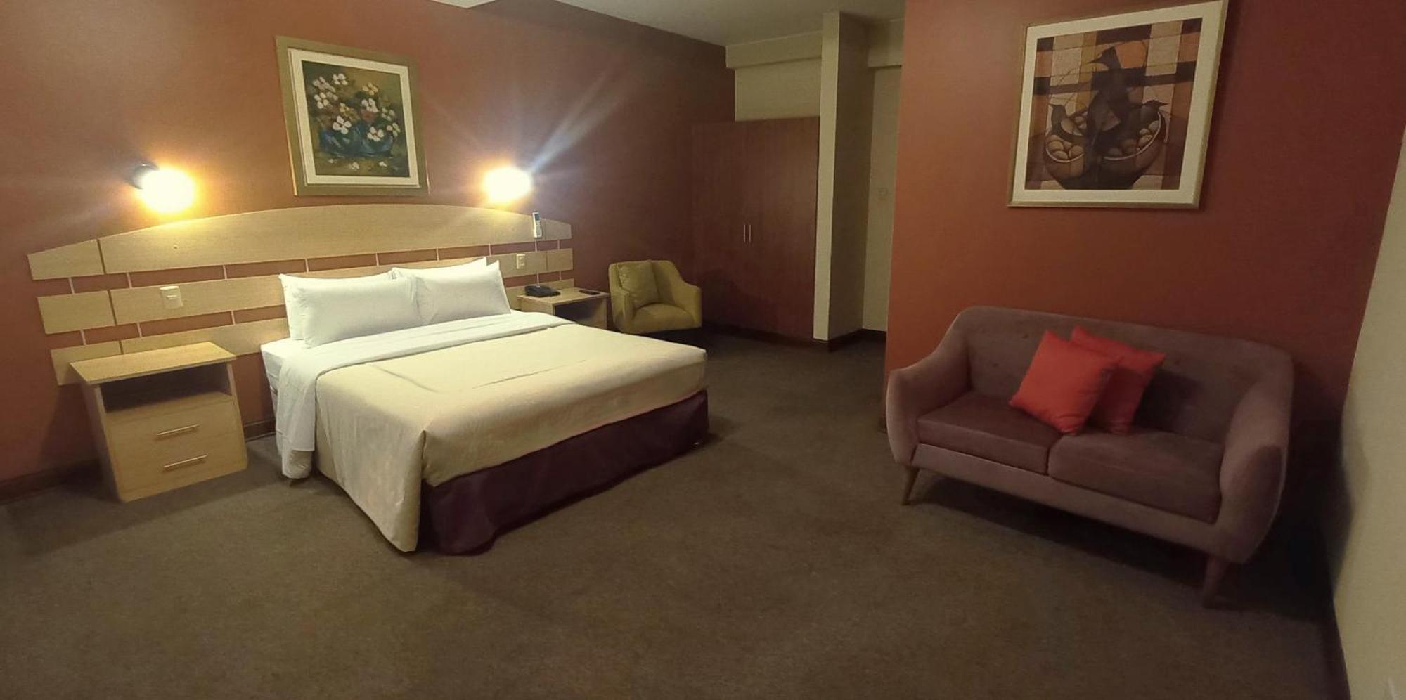 Hotel Javier Prado Inn Lima Bagian luar foto