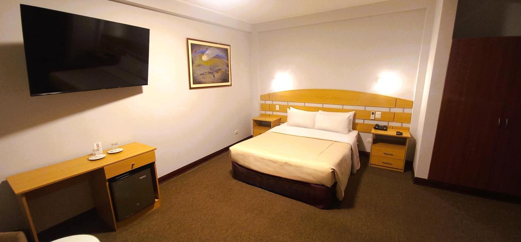 Hotel Javier Prado Inn Lima Bagian luar foto