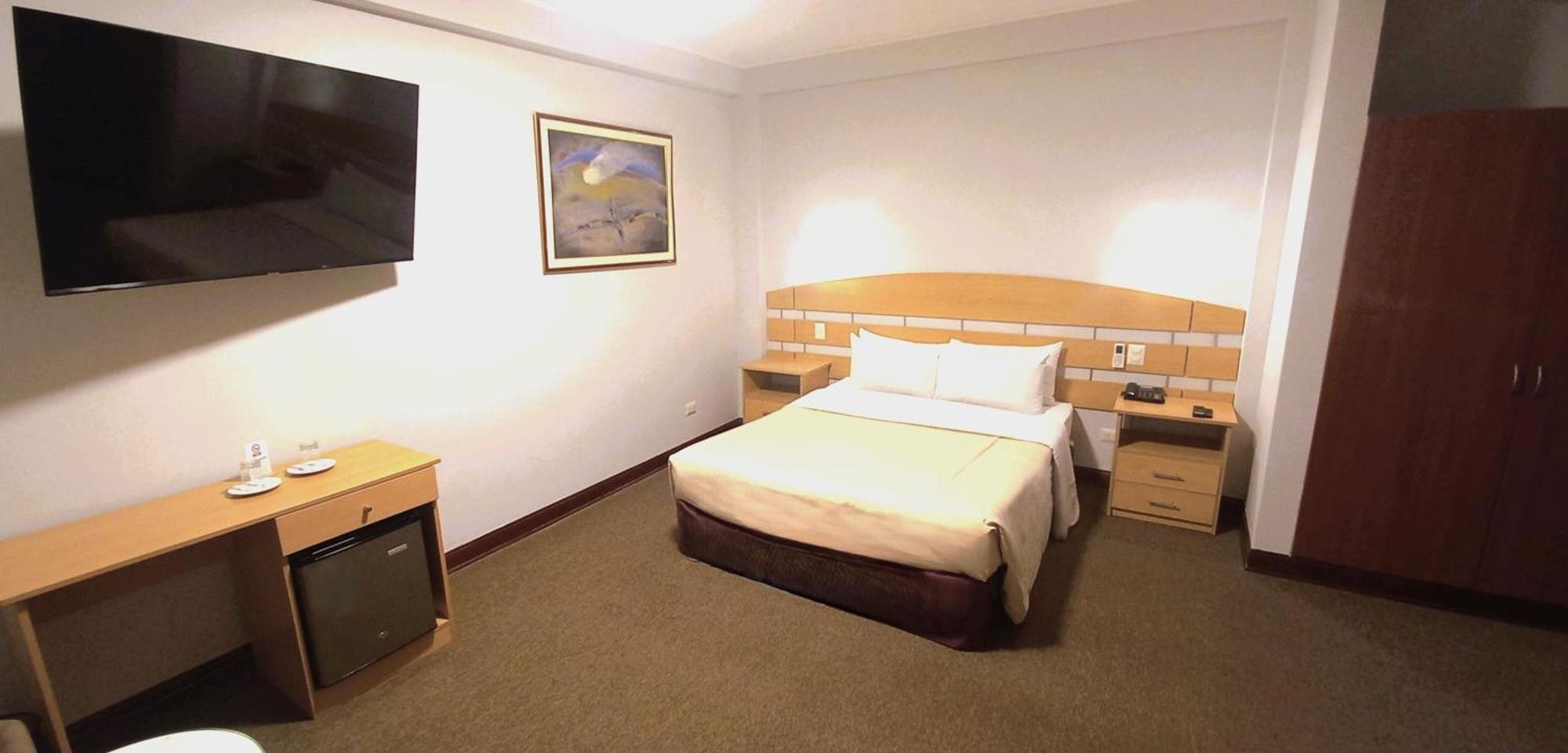 Hotel Javier Prado Inn Lima Bagian luar foto