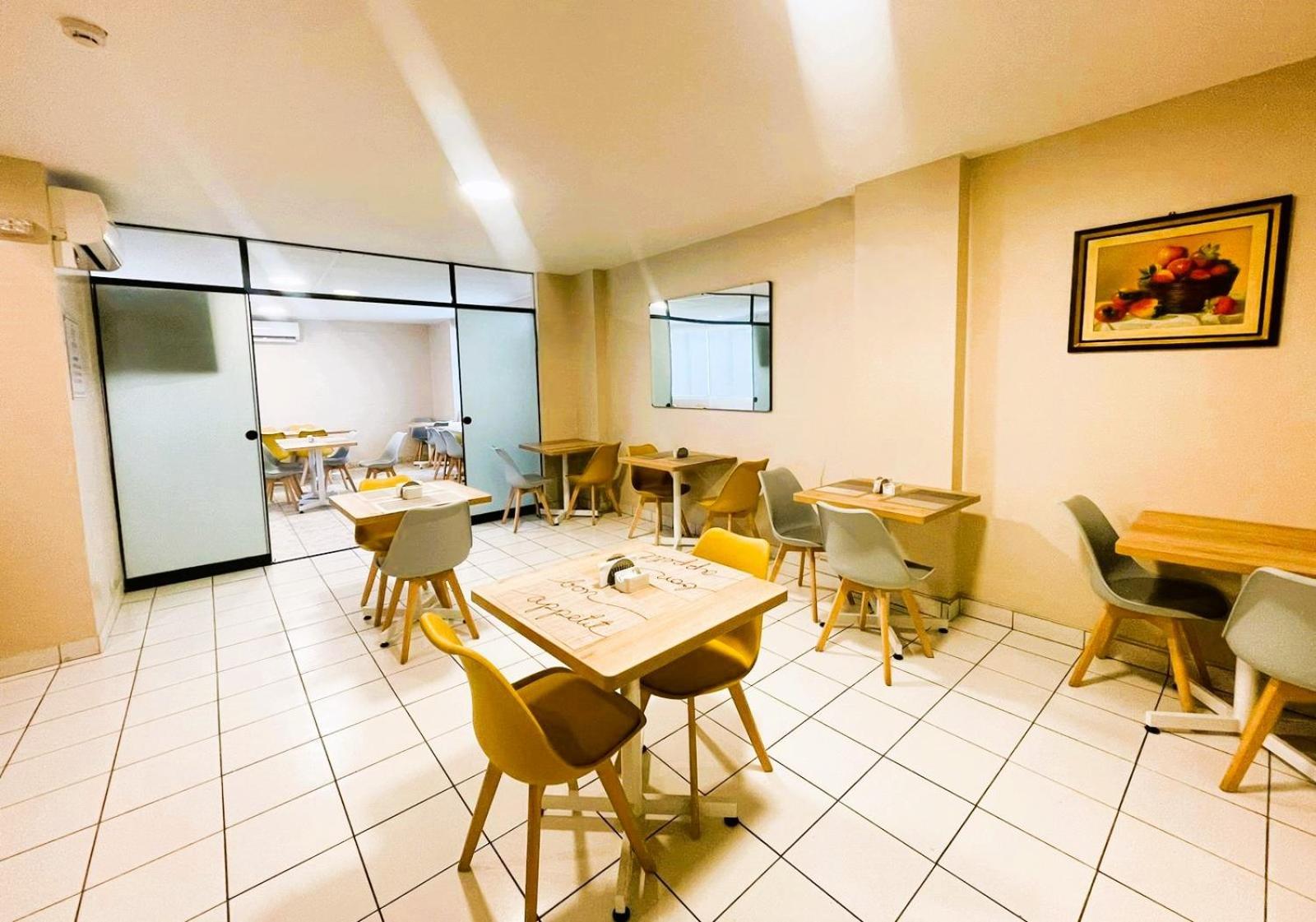 Hotel Javier Prado Inn Lima Bagian luar foto