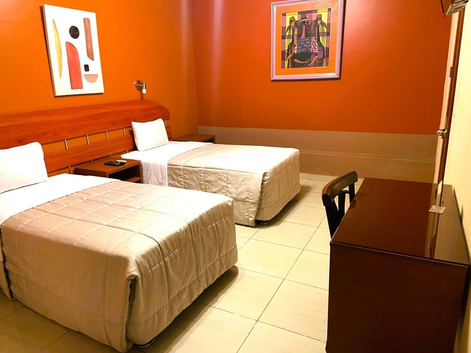 Hotel Javier Prado Inn Lima Bagian luar foto